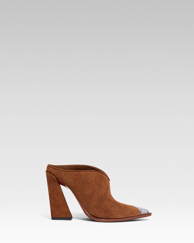 SANTIAGO METAL Woman's Low Boots in Camel Suede