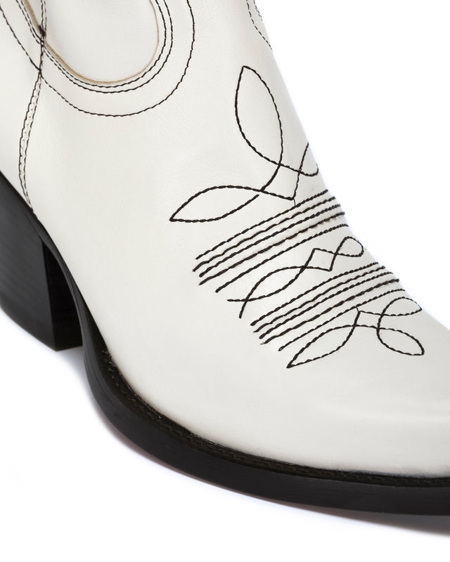 JALAPENO Women's Ankle Boots in Cream Nappa | Black Embroidery
