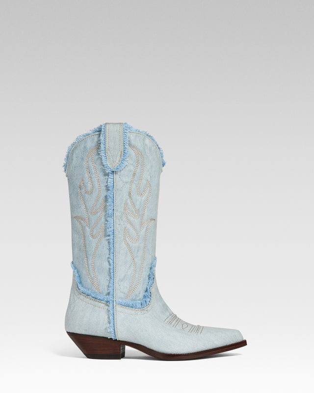 SANTA FE Woman's Cowboy Boots in Light Blue Denim EE