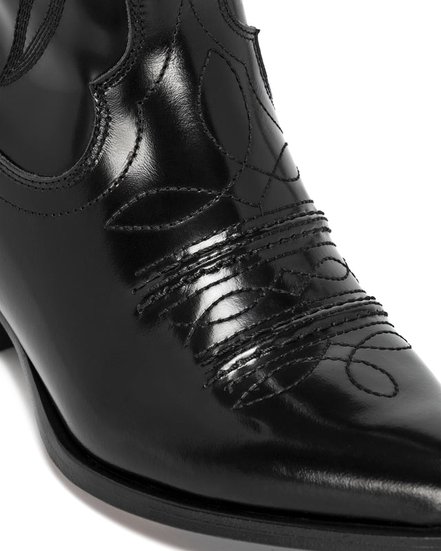SANTA FE Women's Cowboy Boots in Black Brushed Calf | On Tone Embroidery